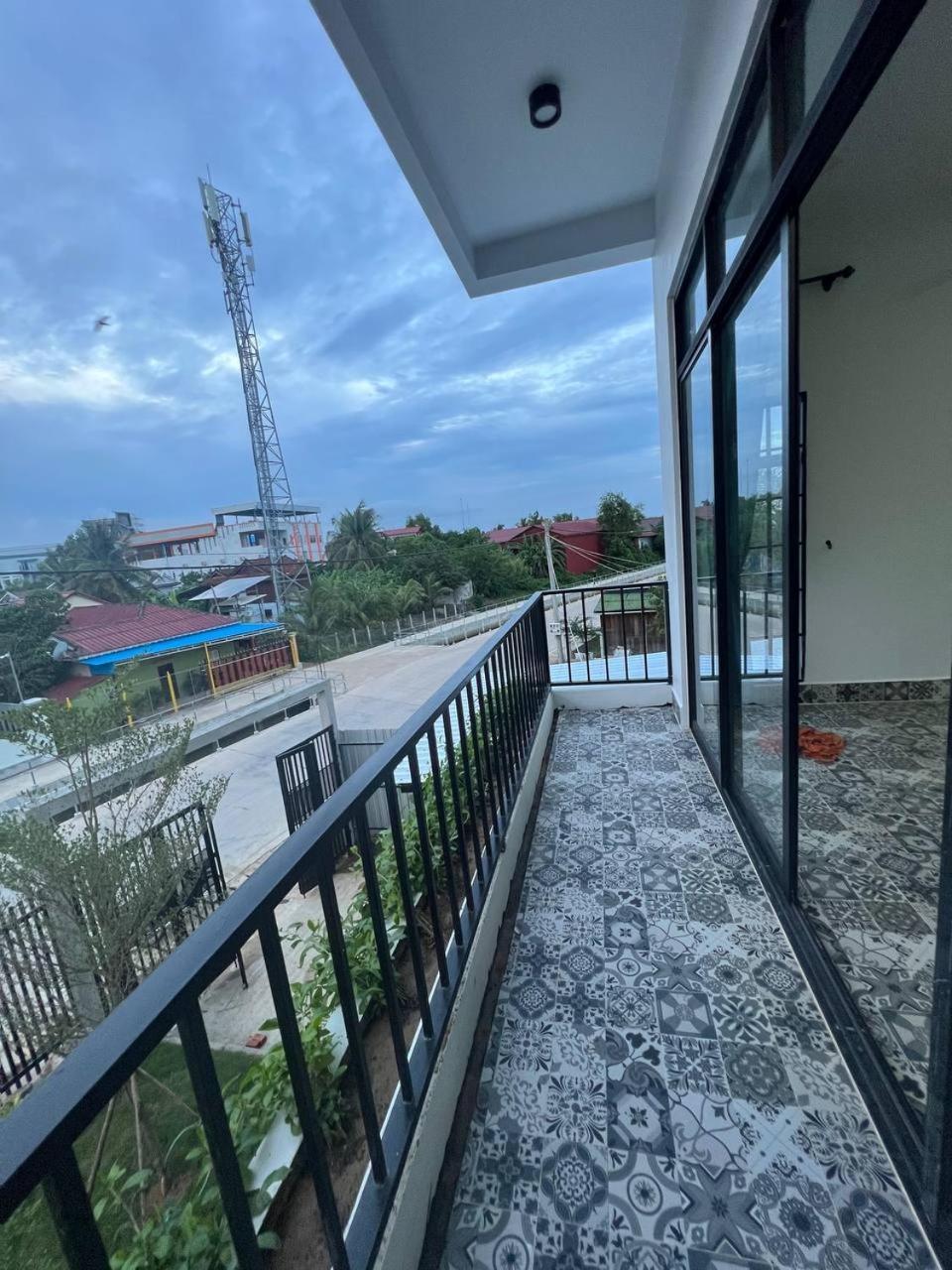 Hang Meas Boutique Hotel Kampot Buitenkant foto