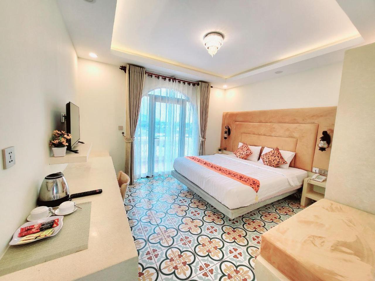 Hang Meas Boutique Hotel Kampot Buitenkant foto